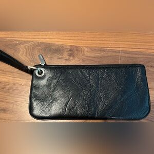 HOBO black clutch